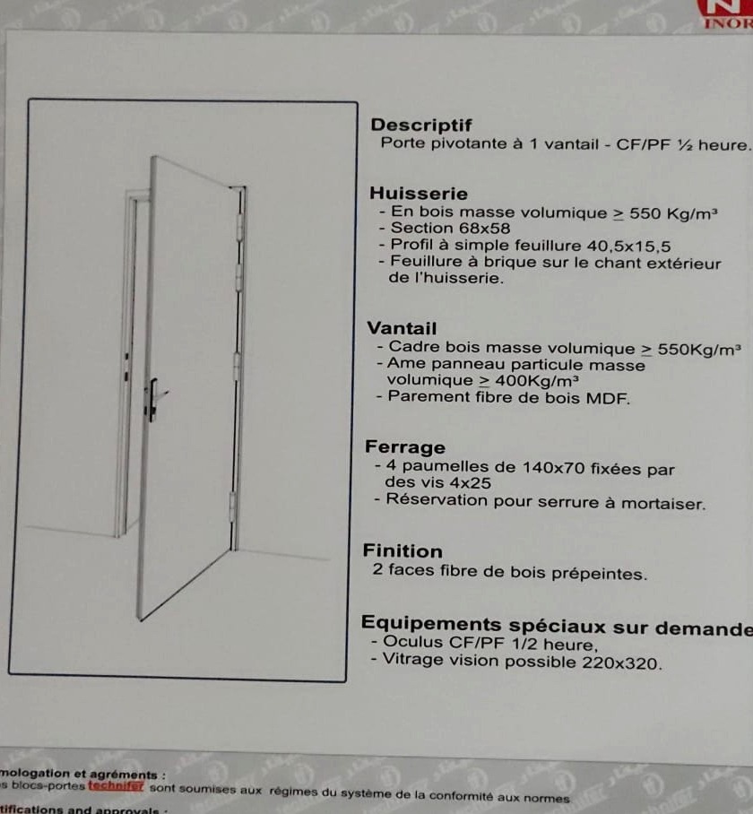 Extrait de la page 13 du catalogue Technifer : bloc-porte huisserie bois 1 vantail, type 1P30 : descriptif.